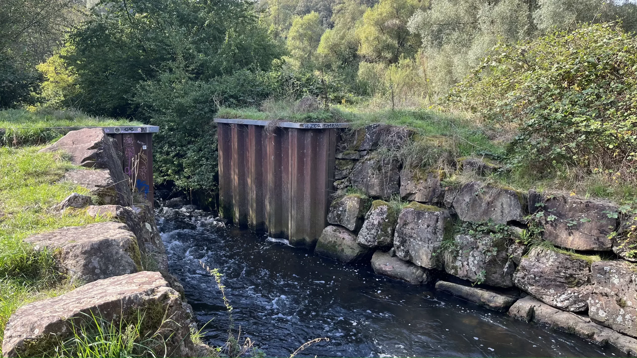 a stream moving through a rock channel north of Kaiserslautern